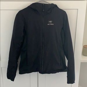 Arc’tetyx LT atom black zip up size L